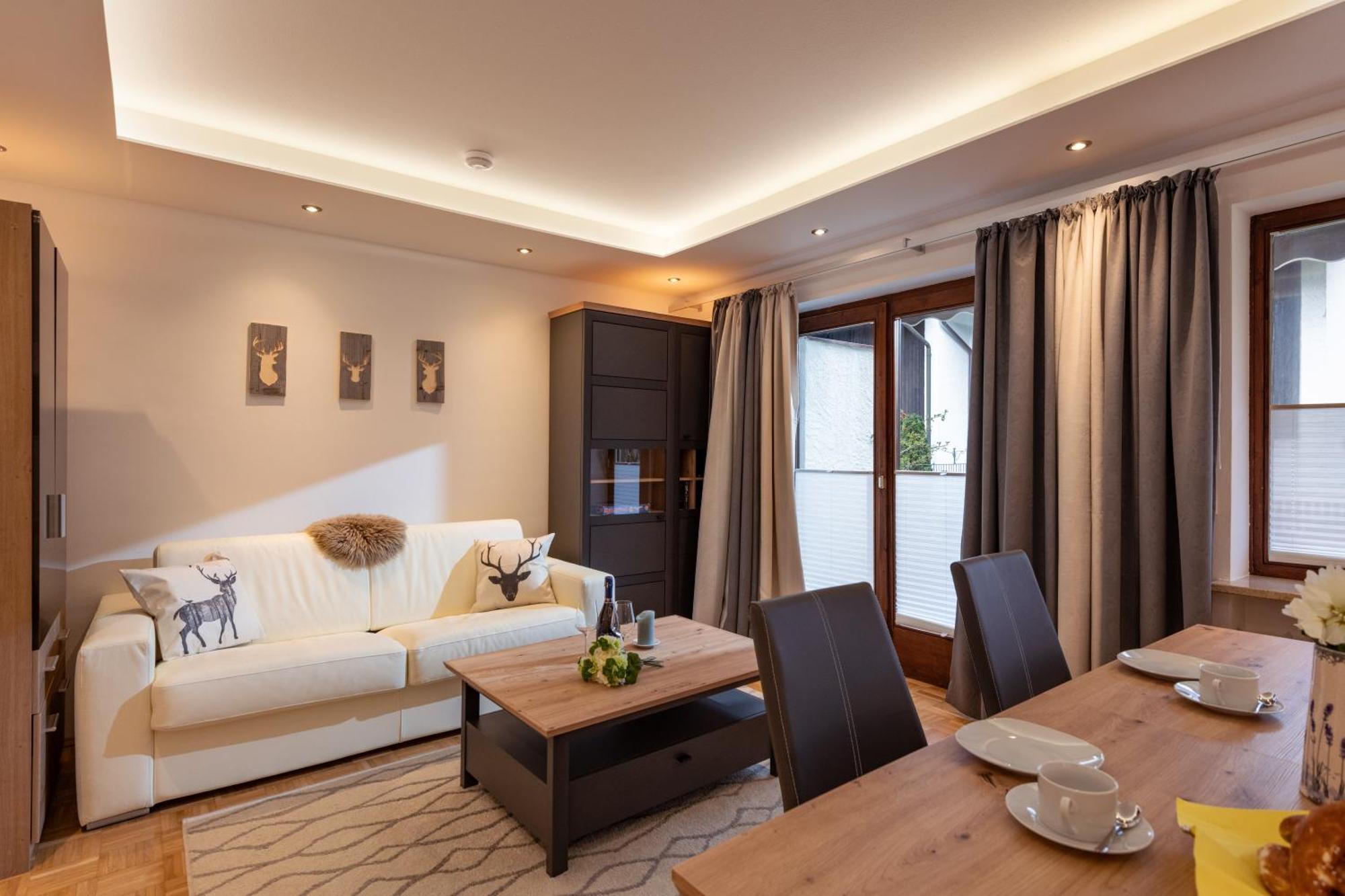 Ferienhaus Wildbarren - Alpenmagie Suites Oberaudorf Exterior photo